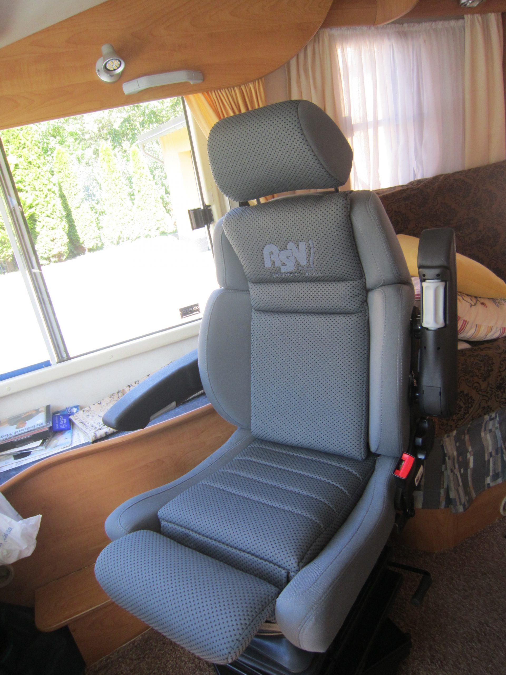 Luftsitz WOMO Frankia Basis Ducato-asn-wohnmobilsitze-bad-wildungen