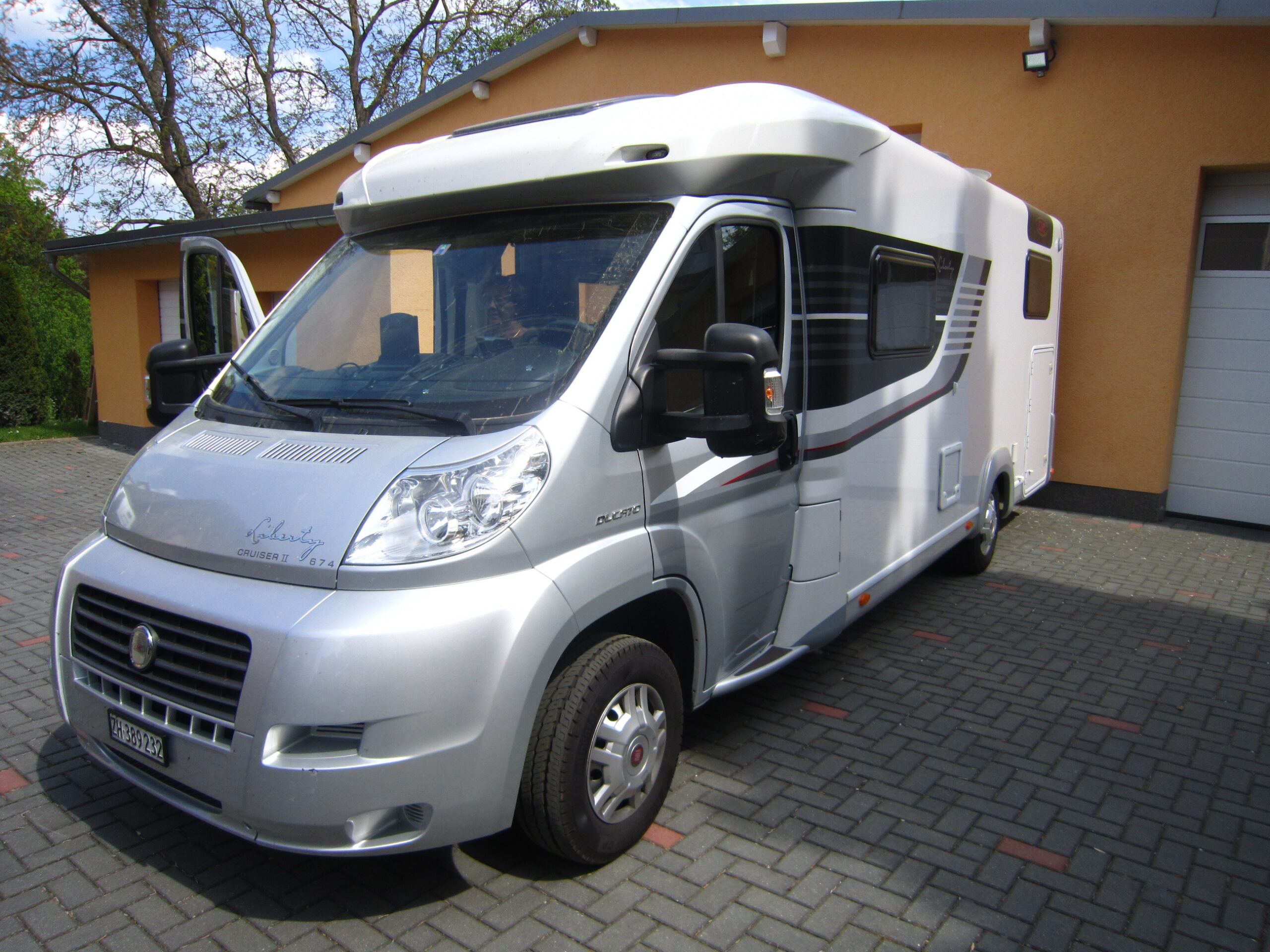 LMC Liberty Cruis 2 Basis Ducato Fahrr Beifahrr HWS V SV UMbau JUni 2016 IMG_3571 (4)