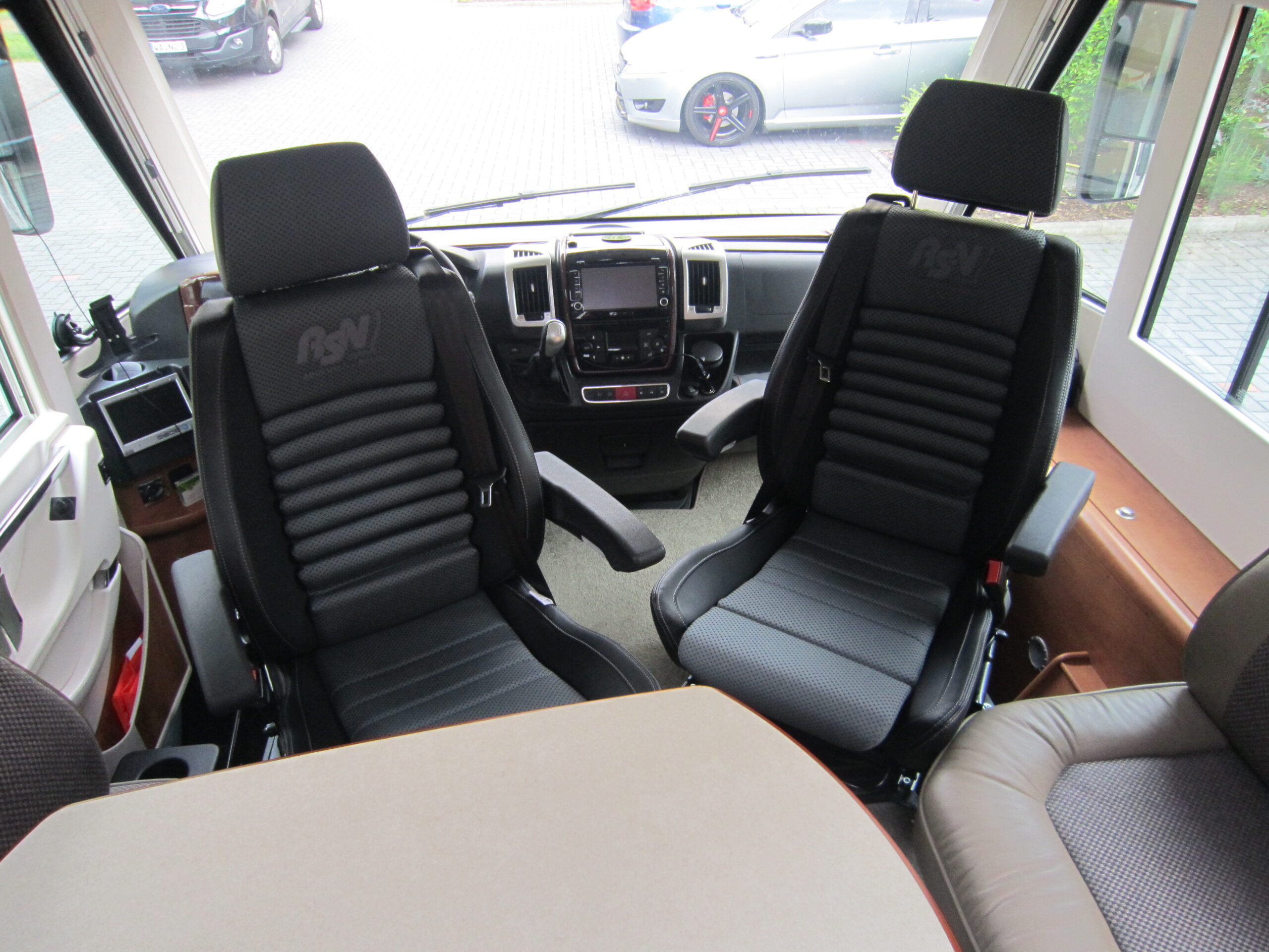 Carthago Wohnmobil Basis Ducato Luftfederung INtegralgurt IMG_4063 (7)
