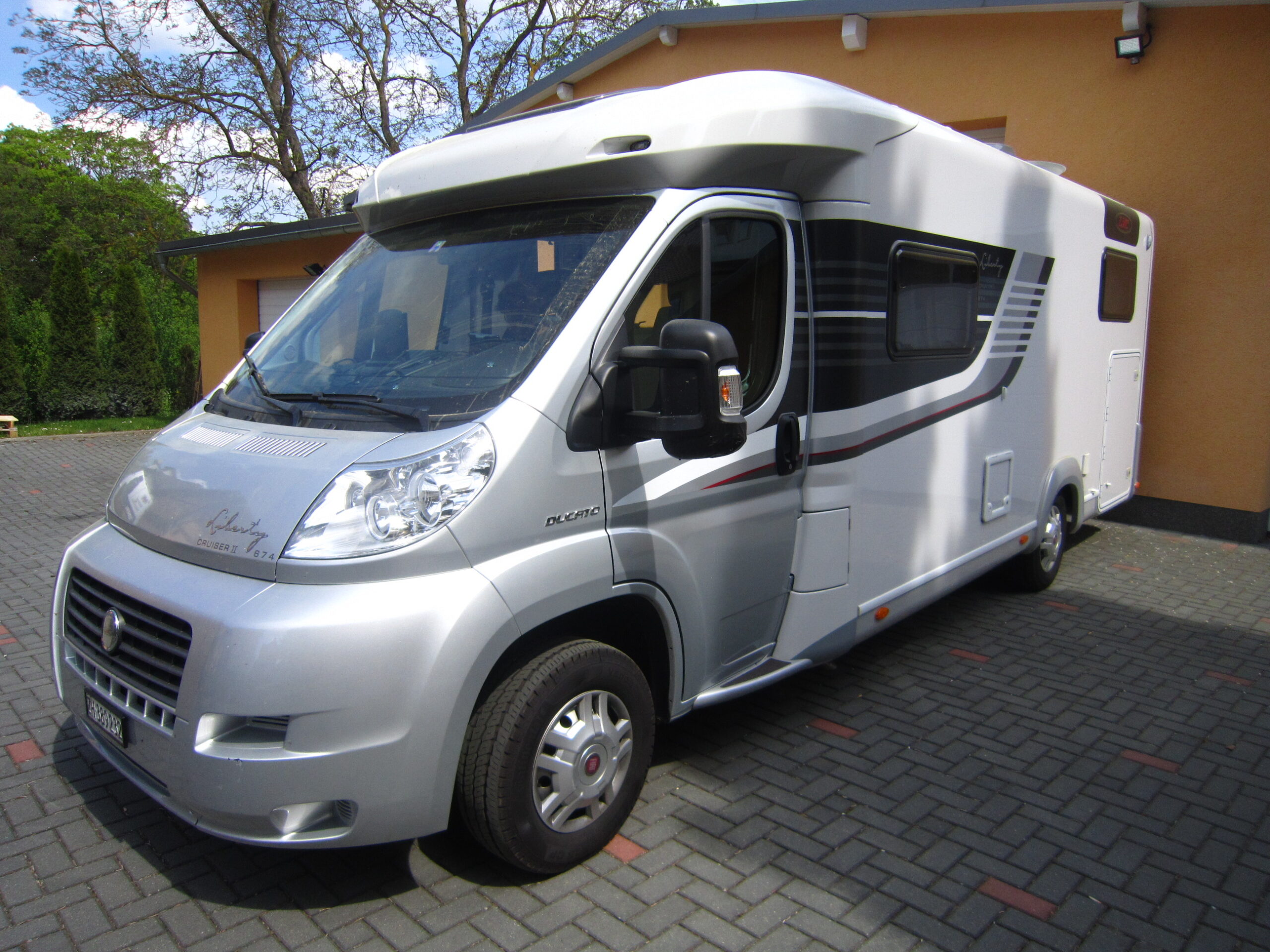LMC Liberty Cruis 2 Basis Ducato Fahrr Beifahrr HWS V SV UMbau JUni 2016 IMG_3571 (5)