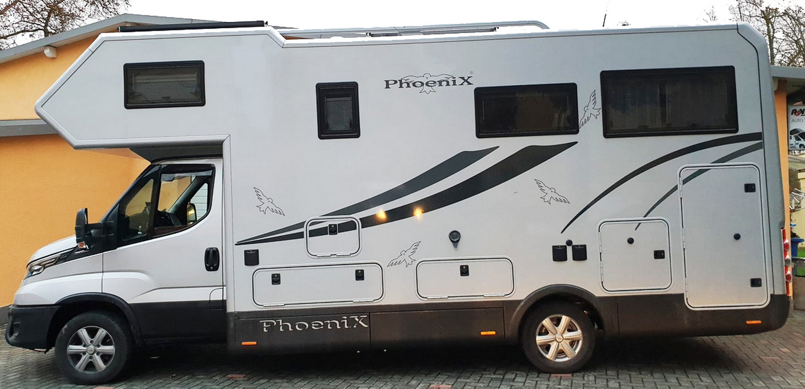 Phoenix Basis-Iveco ASN Luftsitze