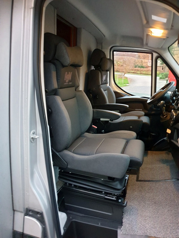 Phoenix Basis-Iveco ASN Luftsitze